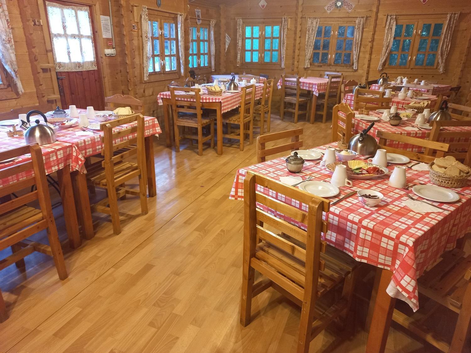 Casa Edelweiss - Gyopár - Flore de colt Rimetea Exterior foto